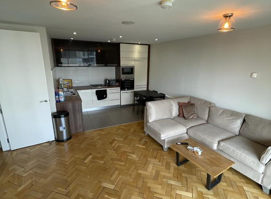 Unit 5.20, The Arc, Queens Road, Belfast, BT3 9FE
