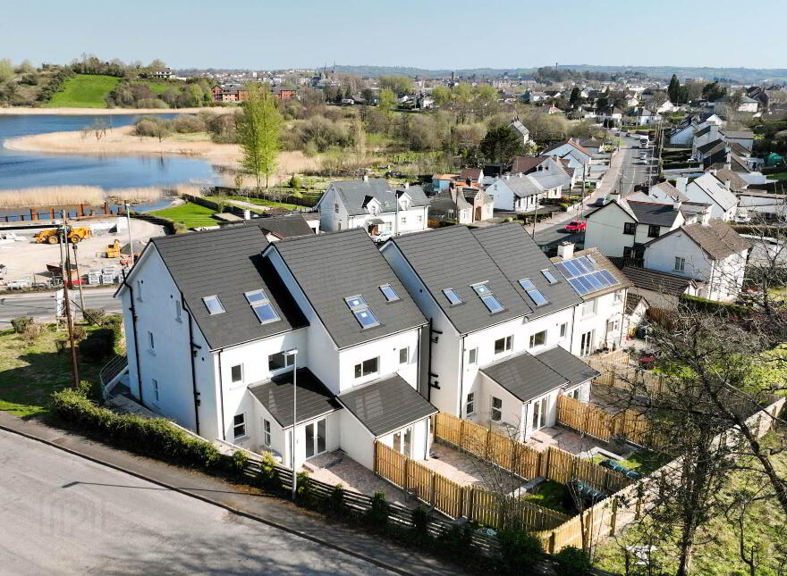Rossole View, Sligo Road, Enniskillen, BT74 7JZ