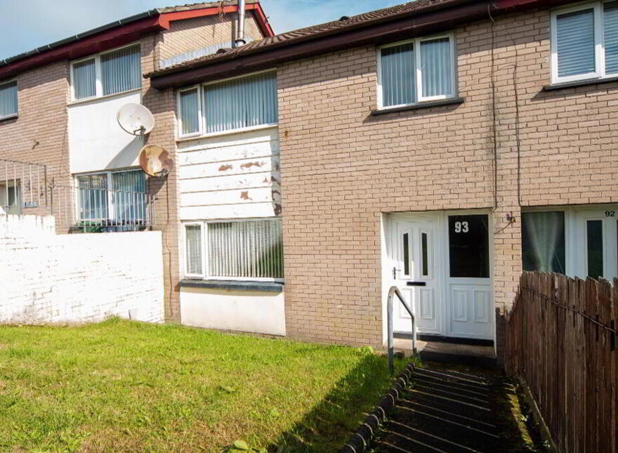 93 Callanbridge Park, Armagh, BT60 4BT photo