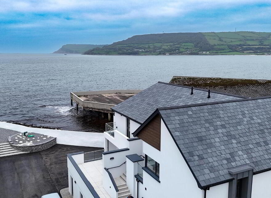 Apartment (2), Harbour Road, 3-5 Harbour Road, Carnlough, BT44 0EU