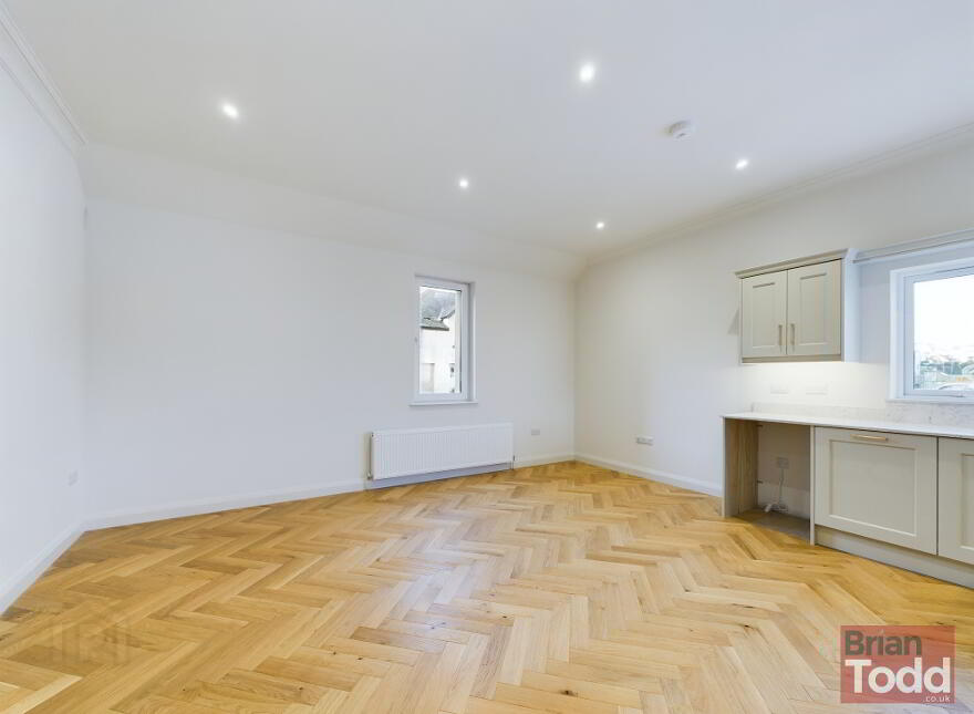 Apartment (3), Harbour Road, 3-5 Harbour Road, Carnlough, BT44 0EU