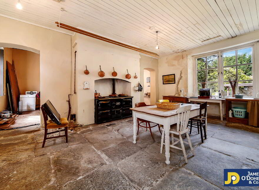 Prehen House, 96 Prehen, Derry, BT47 2BP