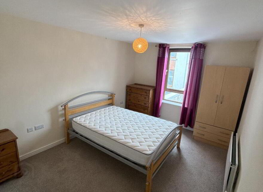 3 Park View, 147-153 Kingsway, Dunmurry, Belfast, BT17 9RD
