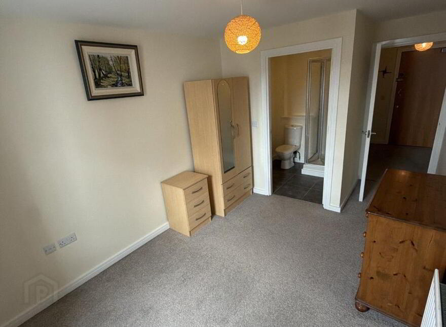 3 Park View, 147-153 Kingsway, Dunmurry, Belfast, BT17 9RD