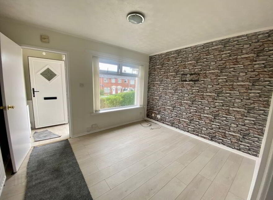 11 Winchester Park, Londonderry, BT47 6TT