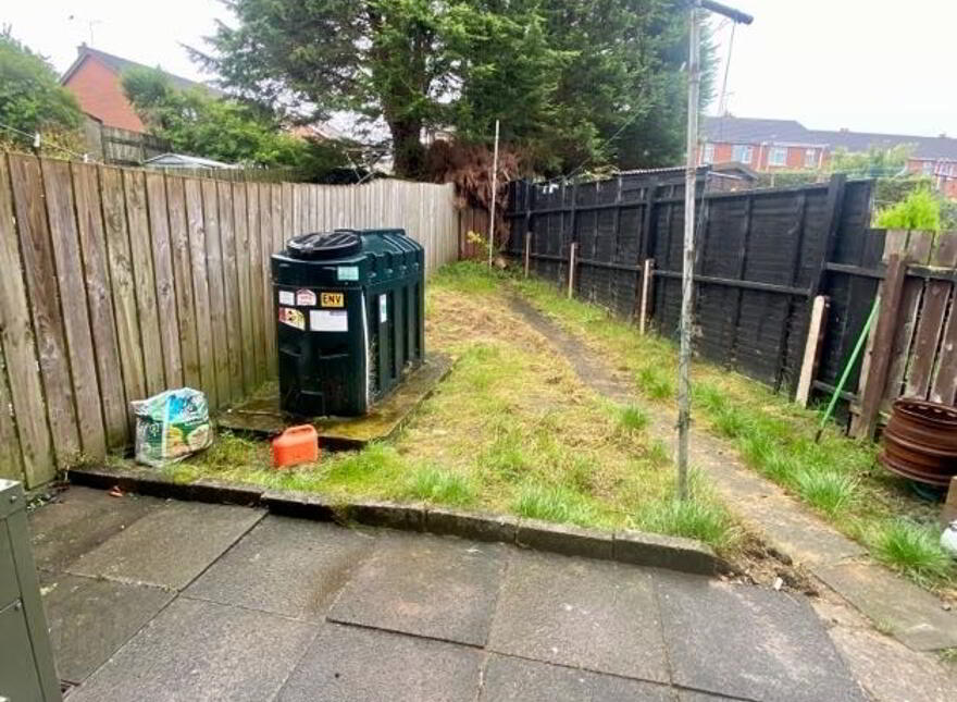 11 Winchester Park, Londonderry, BT47 6TT