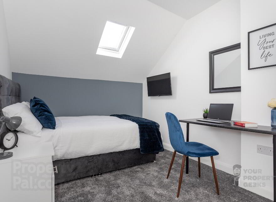 Room 4, 787 Crumlin Road, Belfast, BT14 8AA photo