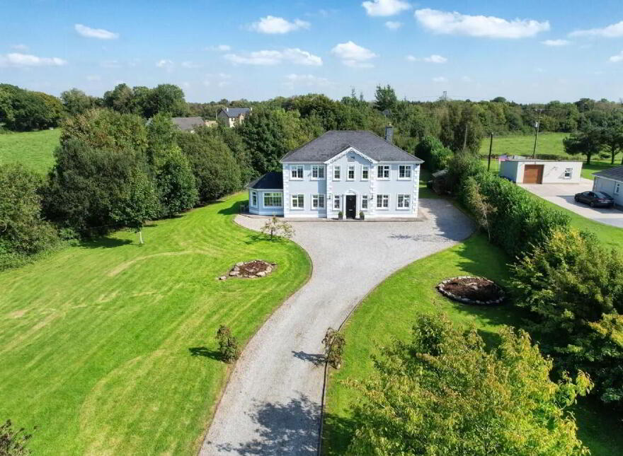 Riverside House, Clonmore, Killashee, N39VP46