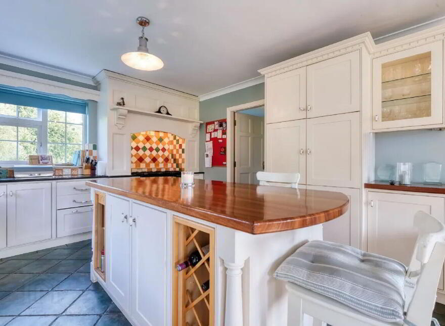 Riverside House, Clonmore, Killashee, N39VP46