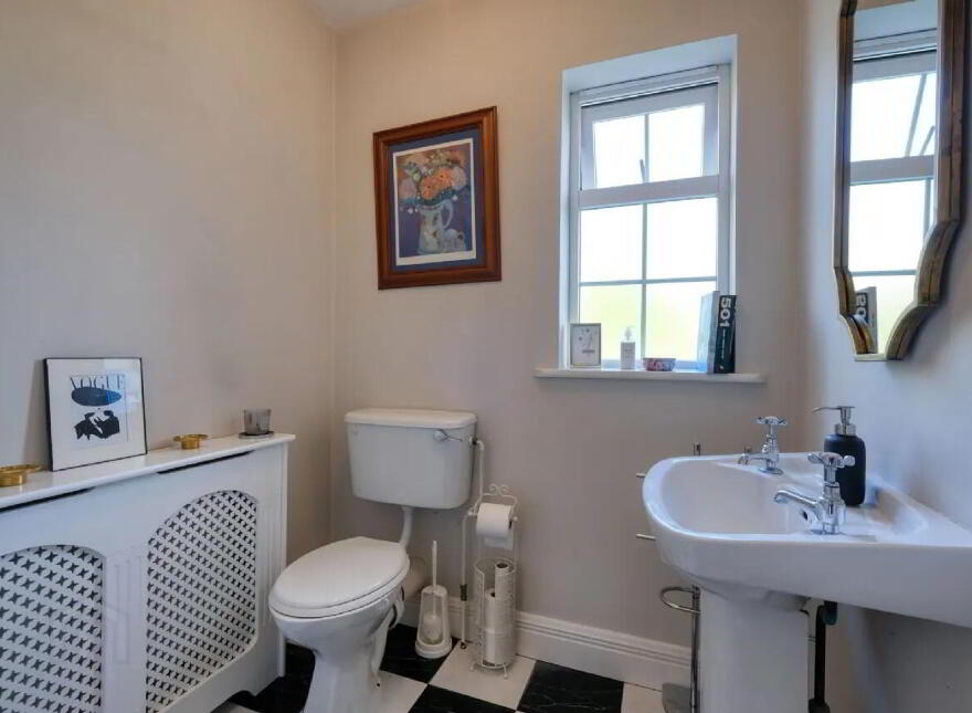 Riverside House, Clonmore, Killashee, N39VP46