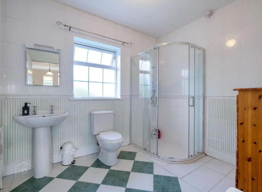 Riverside House, Clonmore, Killashee, N39VP46