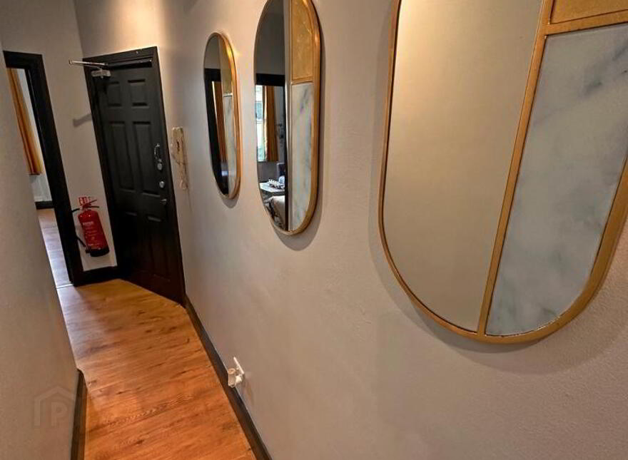 Apartment For Rent, 38 Lawrence St, Belfast, BT7 1LF