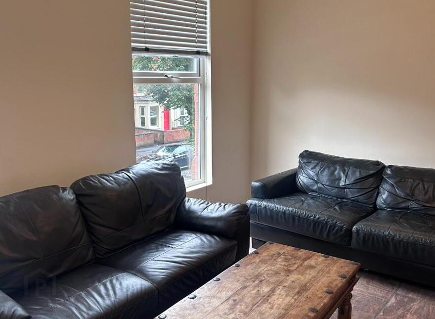 2, 23 Rugby Avenue, Belfast, BT7 1RD