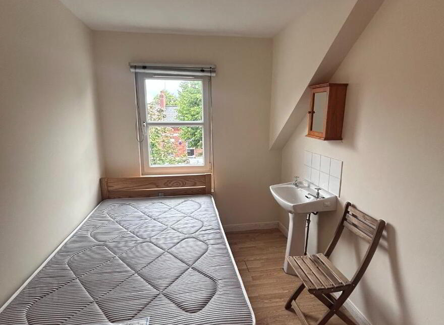 2, 23 Rugby Avenue, Belfast, BT7 1RD