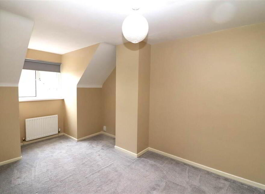 14 Moorland Park, Lisburn, BT28 2XT