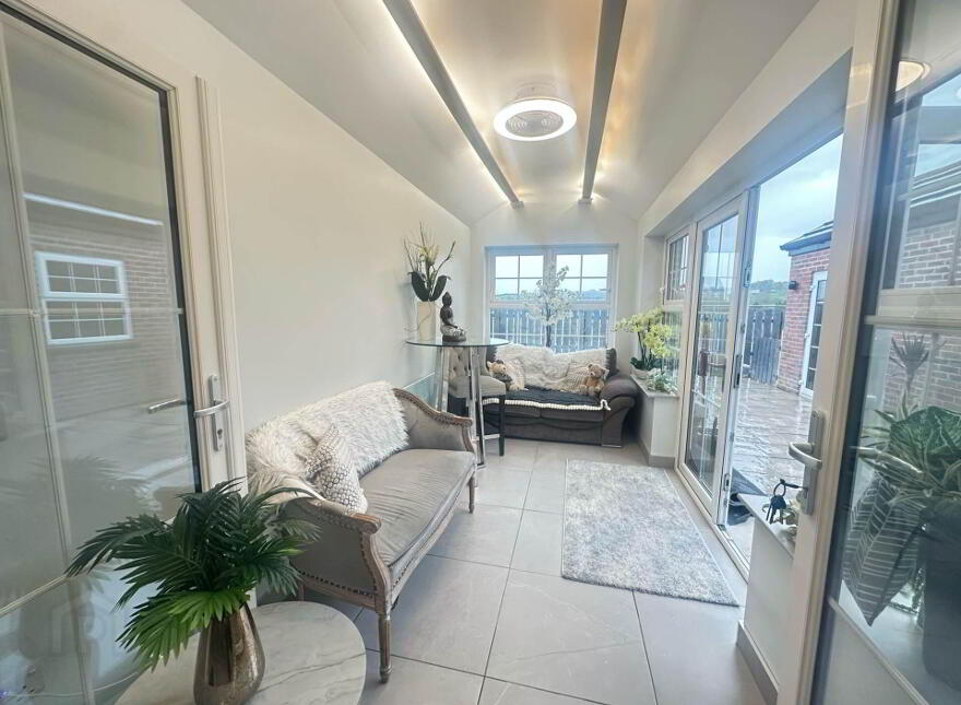 58 Cloverbrook, Larne, BT40 2UP