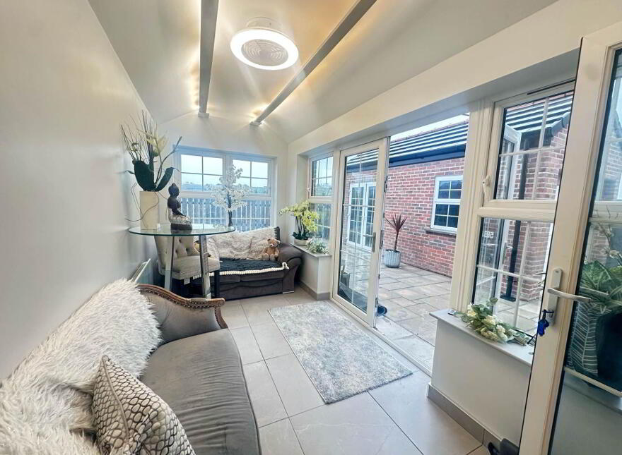 58 Cloverbrook, Larne, BT40 2UP