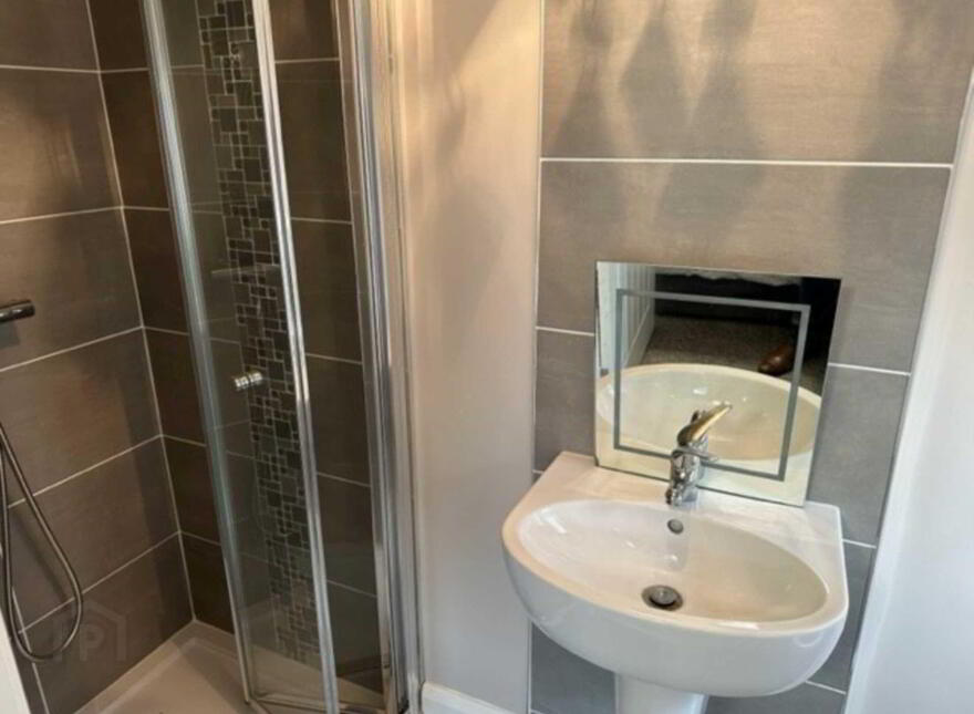58 Cloverbrook, Larne, BT40 2UP