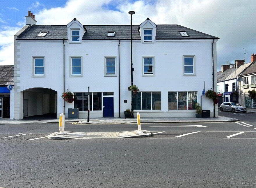1-5 New Street, Randalstown, BT41 3AF