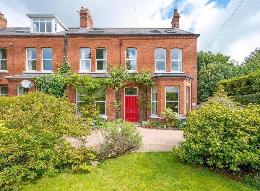 32a Demesne Road, Holywood, BT18 9NB