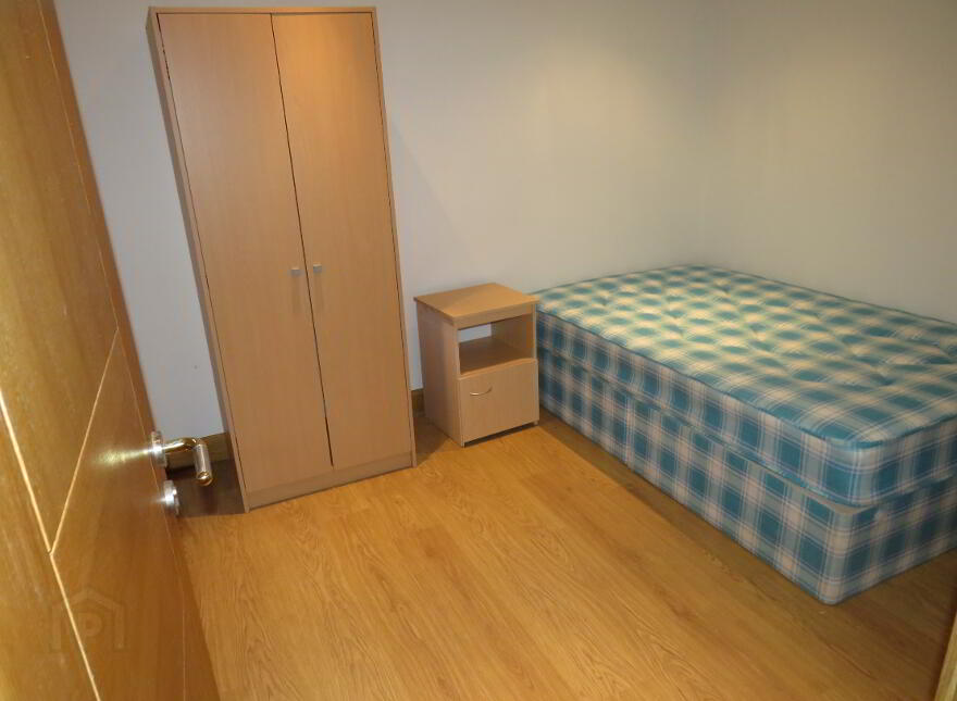 Apt 1, 32 Camden Street, Belfast, BT9 6AU