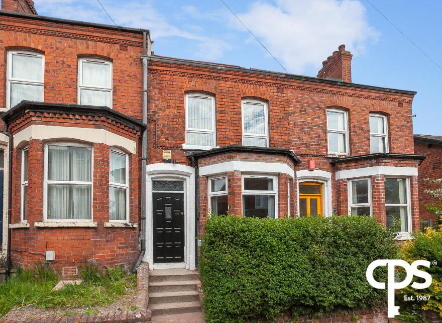 32 Sandhurst Drive, Belfast, BT9 5AY photo