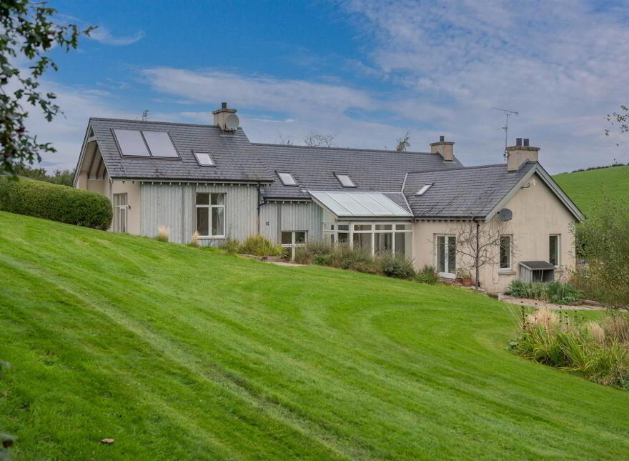 9 Church Road, Inch, Crossgar, BT30 9BQ