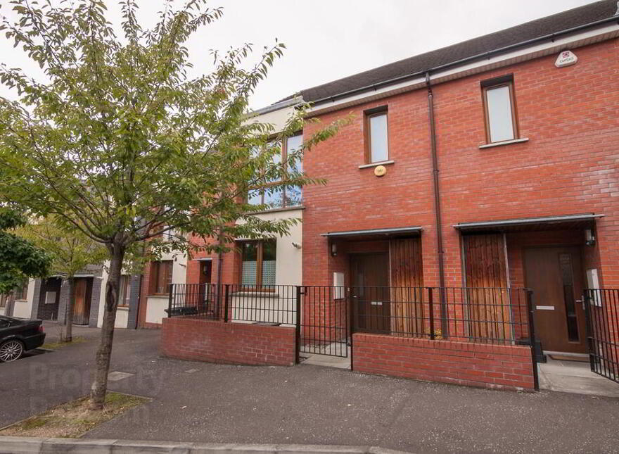 24 Grovefield Street, Belfast, BT6 8BA photo