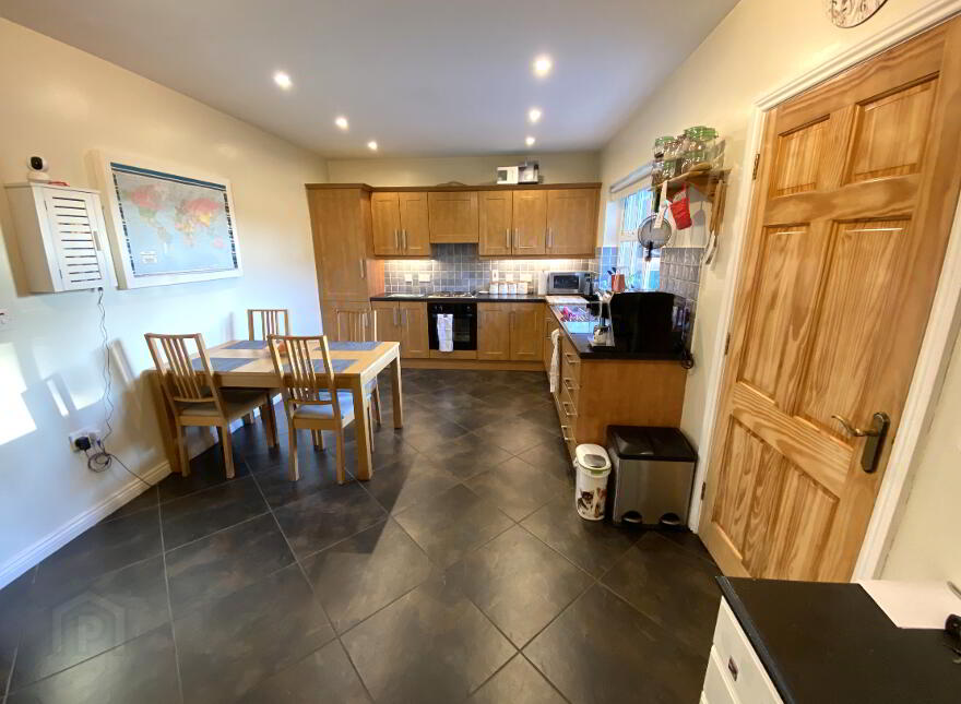 2 James Terrace, Crossgar, BT30 9FD