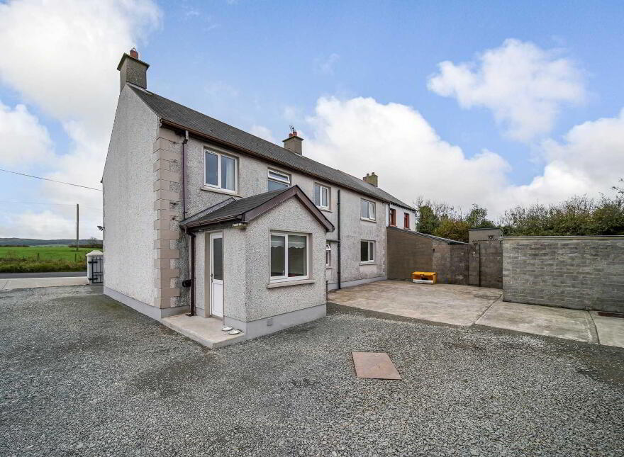 Dunduffsfort, Manorcunningham, F92HF83