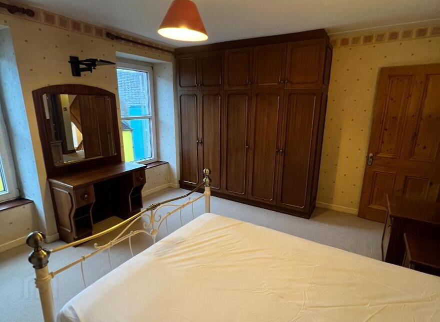 B, 41 Darling Street, Enniskillen, BT74 7DP