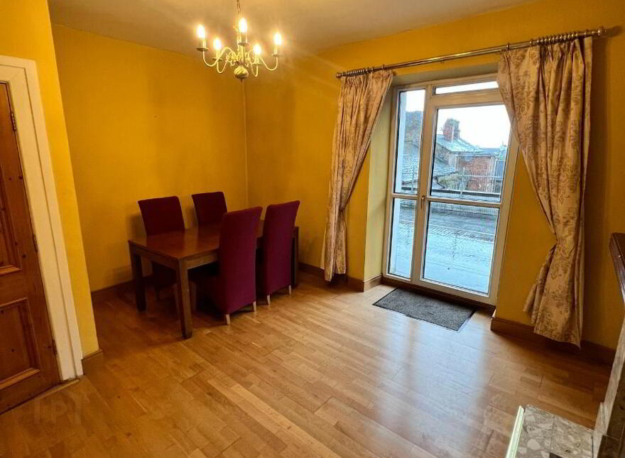 B, 41 Darling Street, Enniskillen, BT74 7DP
