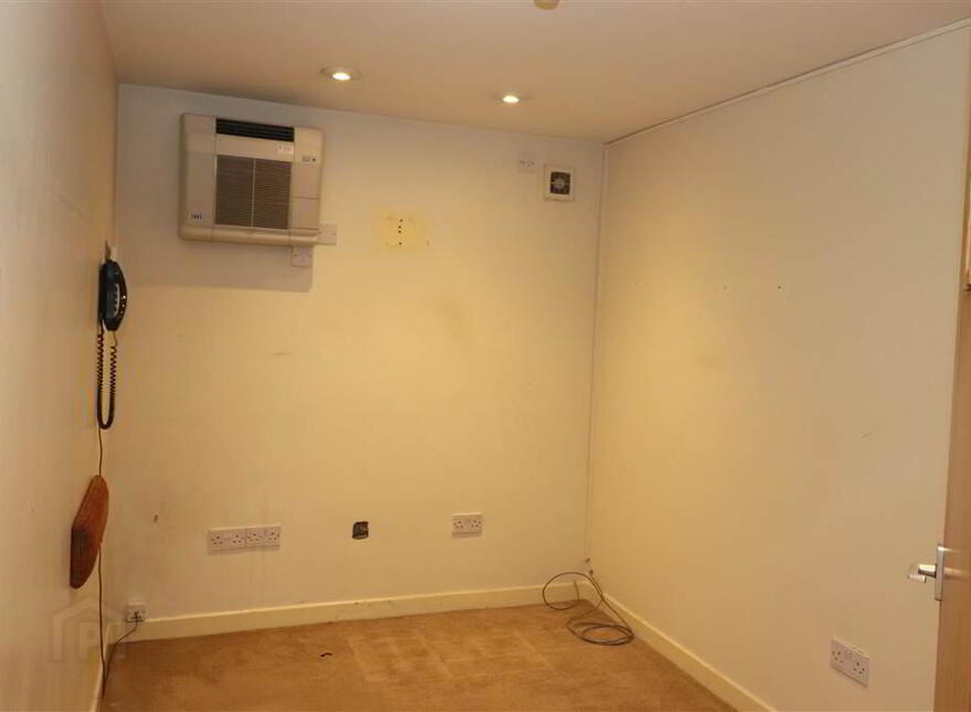 24 Castle Street, Lisburn, BT27 4XD