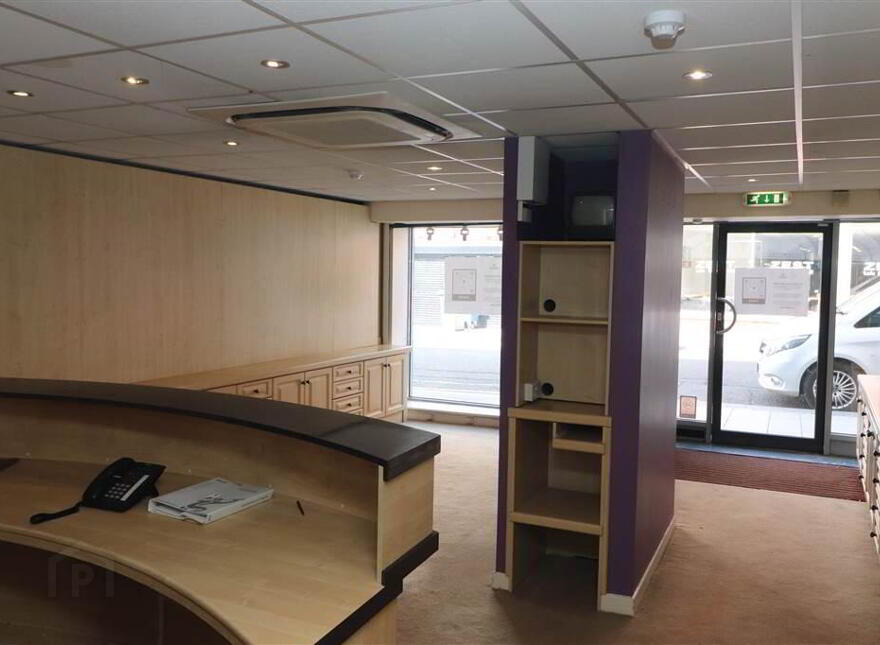 24 Castle Street, Lisburn, BT27 4XD