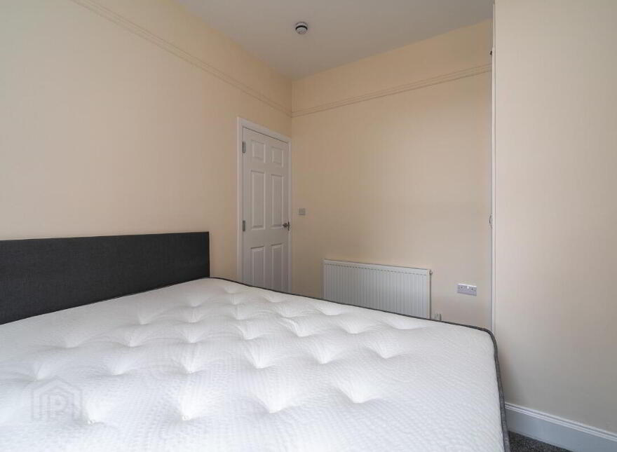 Apt 2, 112 Eglantine Avenue, Belfast, BT9 6EU