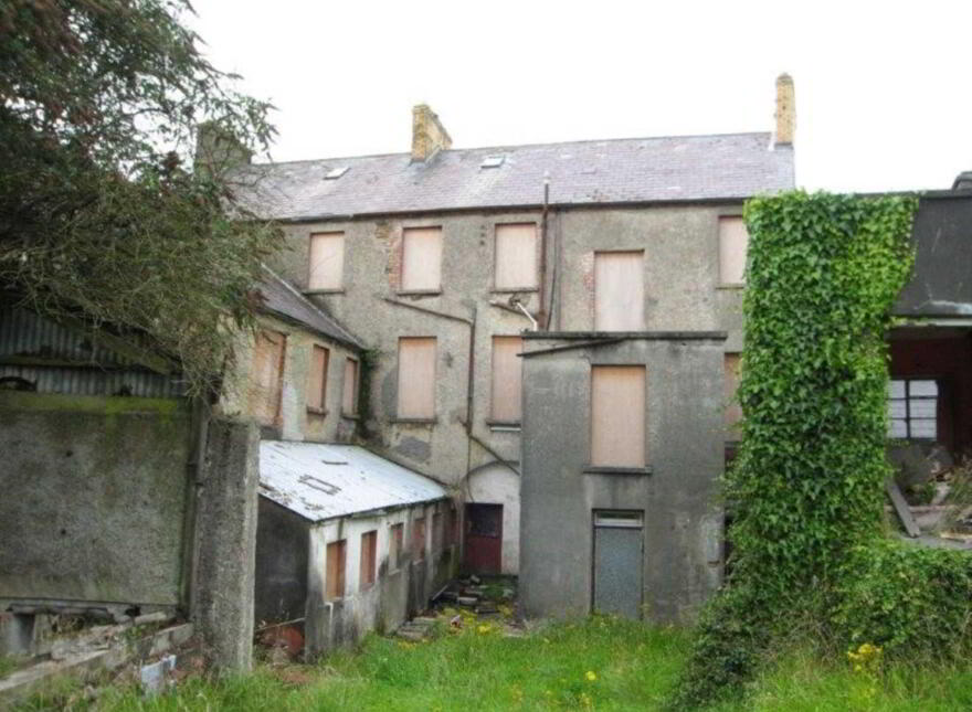 Bank Place, Carndonagh, F93FK5V