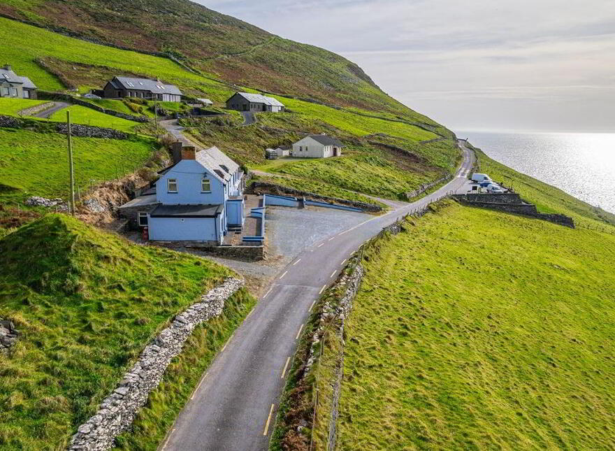 Tig Slea Head, Coumeenoole, Ventry, Kerry, V92PF83