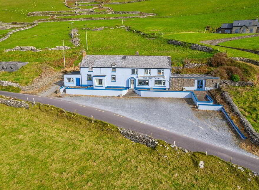 Tig Slea Head, Coumeenoole, Ventry, Kerry, V92PF83