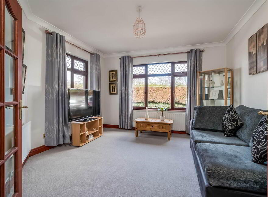 93 Ballylone Road, Ballynahinch, BT24 8XX