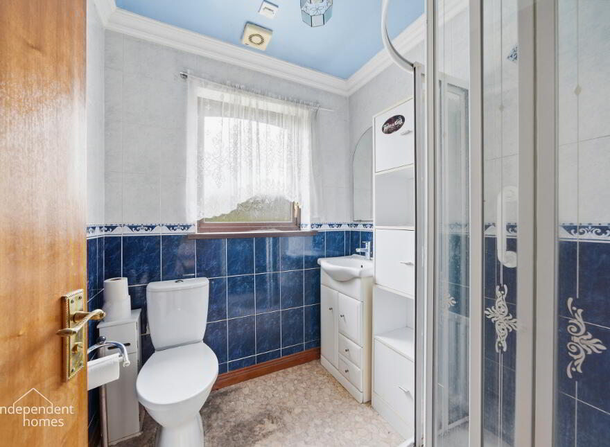 24 Bessfield Close, Carrickfergus, BT38 7BW