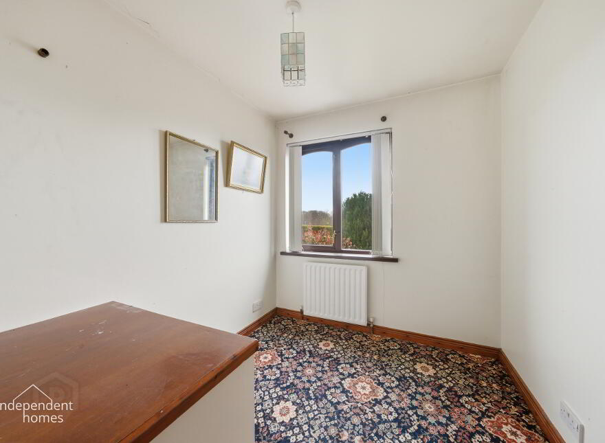 24 Bessfield Close, Carrickfergus, BT38 7BW