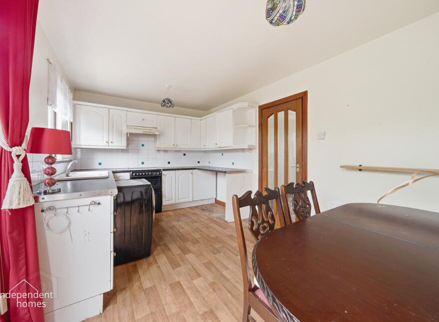 24 Bessfield Close, Carrickfergus, BT38 7BW
