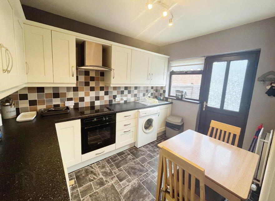 7 Orange Hall Lane, Lisburn, BT28 2UL