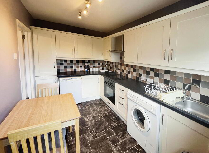 7 Orange Hall Lane, Lisburn, BT28 2UL