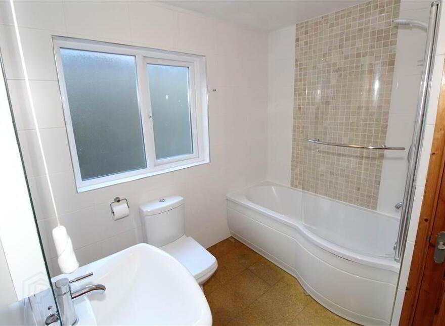 230 Beersbridge Road, Belfast, BT5 4RZ
