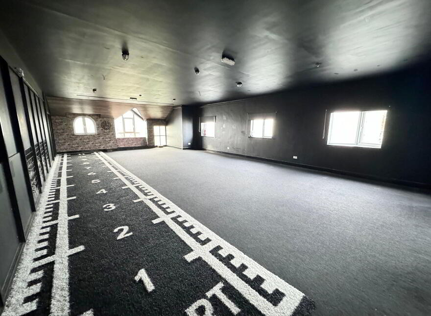 Unit 1a, Blackcastle Shopping Centre, Navan