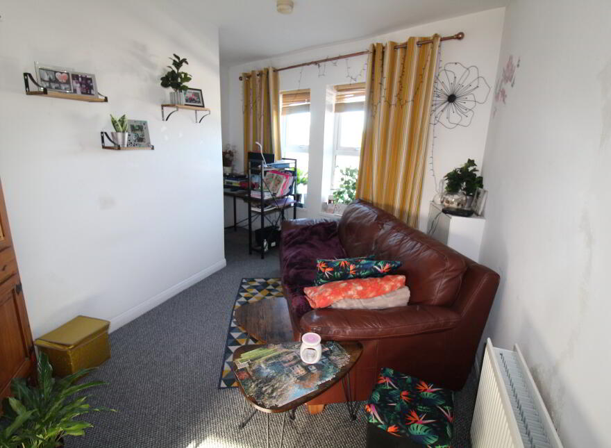 161&161a Newtownards Rd, Belfast, BT4 1AB