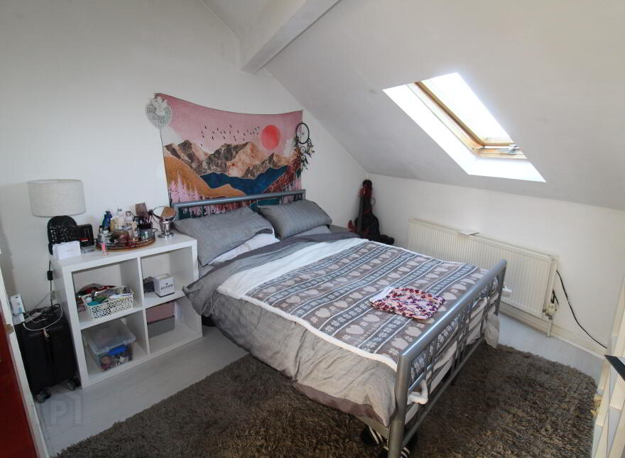 163&163a Newtownards Rd, Belfast, BT4 1AB