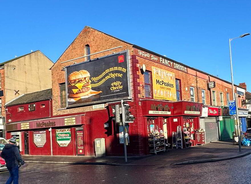 111 Falls Road, Belfast, BT12 6AA photo