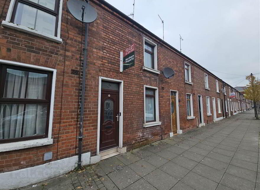 39 Hamill Street, Belfast, BT12 4AA photo